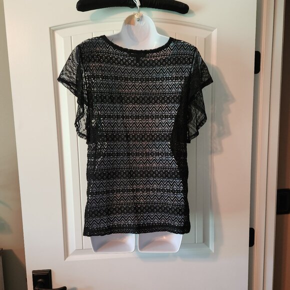 Victoria's Secret Tops Lot - Picture 4 of 8